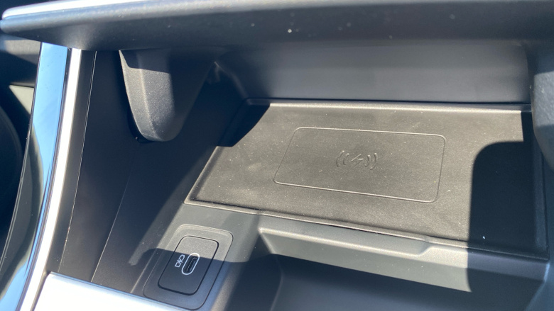 Land Rover Range Rover Velar 2.0 D200 MHEV S 5dr Auto Diesel Estate